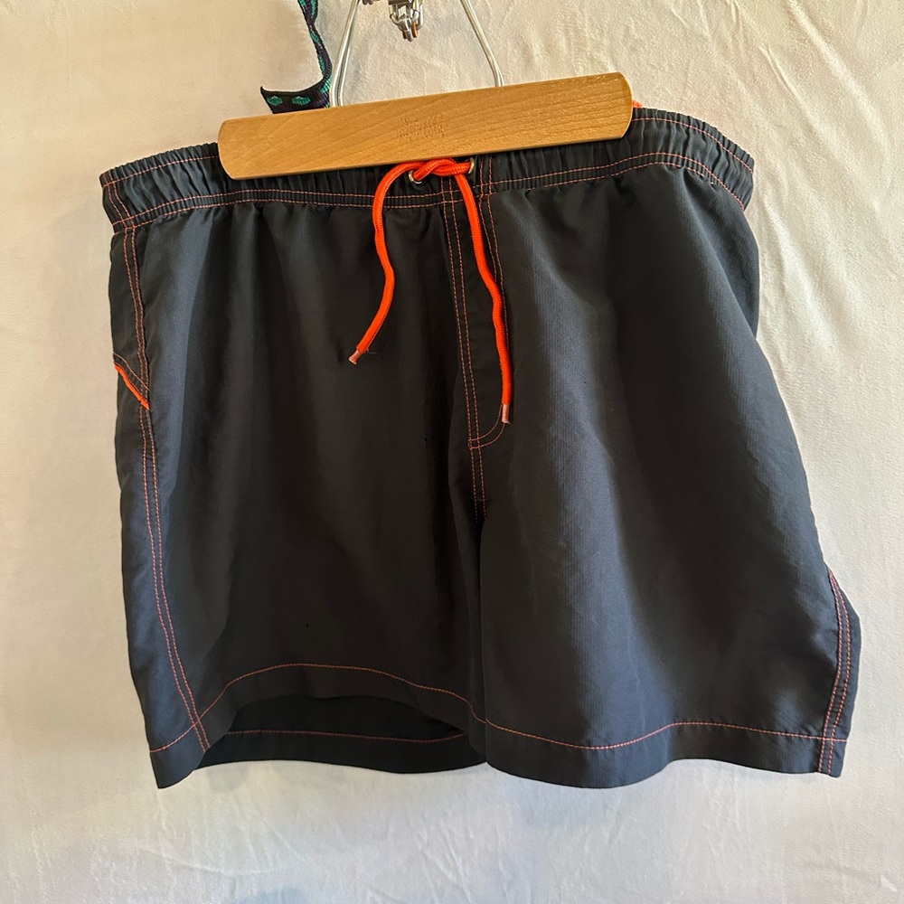 Men’s shorts.